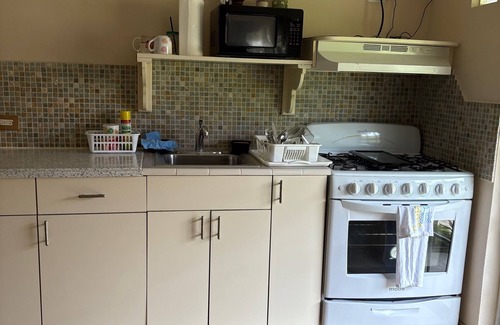 Rio Canas Abajo Apartamento | Quiet & Cozy 2-bedroom apartment with AC, WiFi in Mayagüez