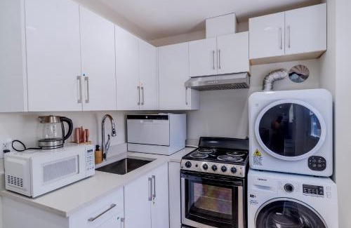 Killarney Casa | Quiet, cozy 2BR1BA private entry near Skytrain