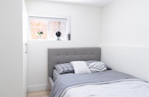 Killarney Casa | Quiet, cozy 2BR1BA private entry near Skytrain
