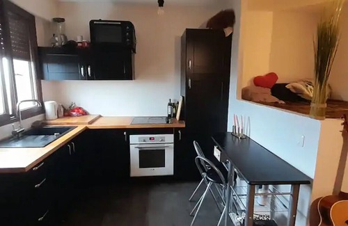 Bagnolet Apartamento | Quiet, cozy nest opposite a park, close to public transport...