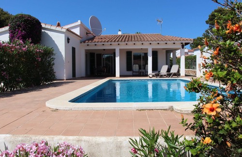 Port d'Addaia Villa | Villa independiente tranquila, piscina privada, paseo a la tienda local, bares / restaurantes