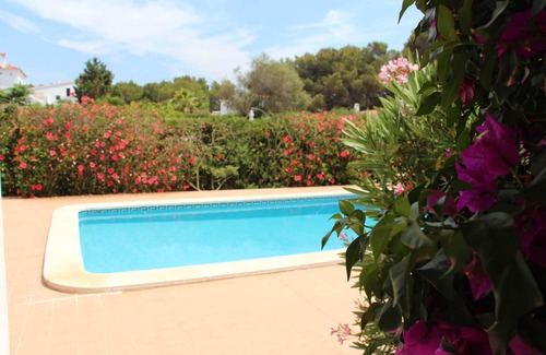 Port d'Addaia Villa | Villa independiente tranquila, piscina privada, paseo a la tienda local, bares / restaurantes
