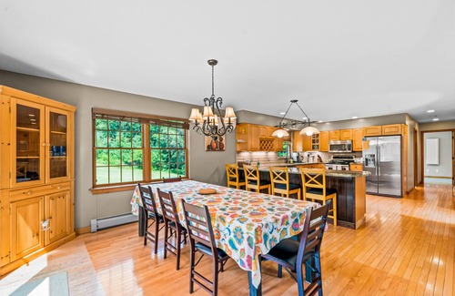 Johnsburg Casa | Quiet dog-friendly retreat with large yard, hot tub, deck, grill, foosball & W/D