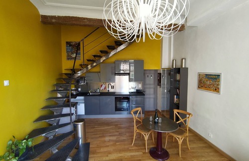 Pezenas Apartamento | Quiet Duplex historical Center Pezenas