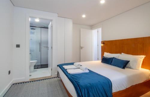 Lapa Apartamento | Quiet Duplex w Patio in Lapa by LovelyStay