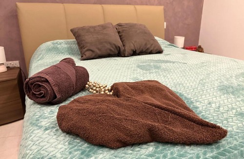 Zejtun Casa | Quiet Ensuite Room - Near Marsaskala & Airport