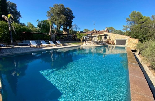 Cotignac Casa | Quiet estate surrounded by vineyards and olive groves