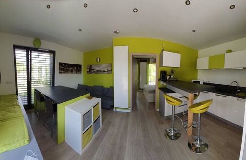 Holtzwihr Apartamento | Quiet, functional and independent