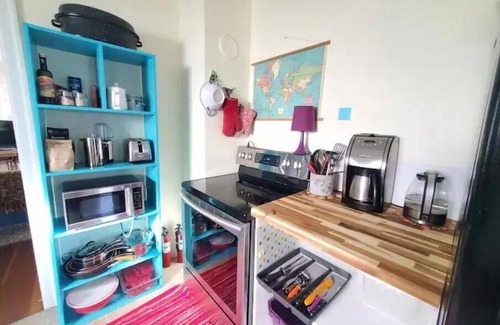 Castlegar Casa | Quiet, Family Friendly Suite Downtown Castlegar