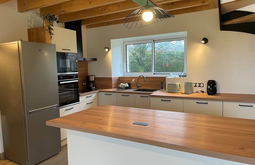 Amne Cabaña | Casa rural tranquila con wifi y piscina compartida en plena naturaleza