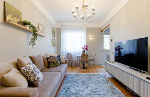 Maskavas Forstate Apartamento | Quiet garden deluxe apartment