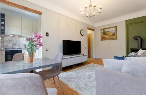 Maskavas Forstate Apartamento | Quiet garden deluxe apartment