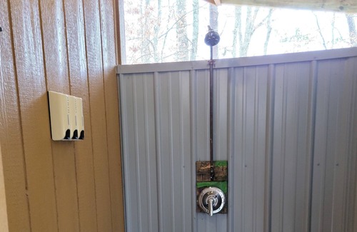 Wilder Cabina | Quiet Get-a-Way Cabin at The Retriever Retreat