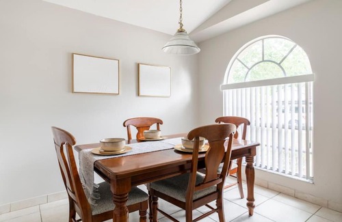 Nichols Casa | Quiet Getaway to Tampa & Orlando