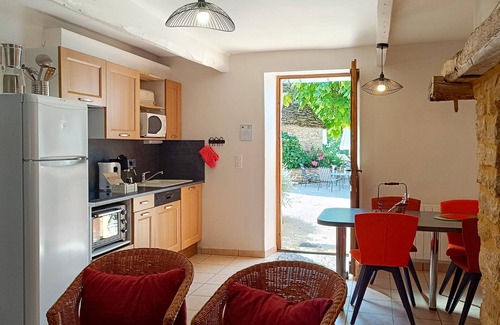 Marquay Cabaña | Quiet gîte with pool and spa in the center of the Périgord Noir golden triangle