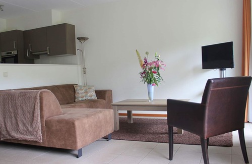 Rheezerveen Casa | Pleasant Holiday Home With Terrace