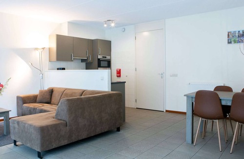 Rheezerveen Casa | Pleasant Holiday Home With Terrace
