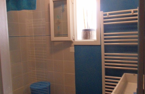 La Riche Casa | HABITACIÓN PLANTA BAJA EN UNA CASA TRANQUILA