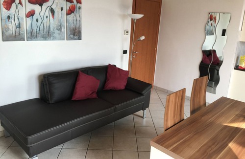 Brezzo di Bedero Condominio | Tranquila vacaciones, fantásticas vistas al lago, piscina climatizada, WiFi