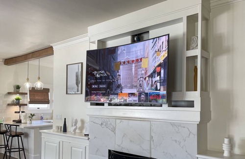 Ontario Villa | Quiet home in the heart of Ontario