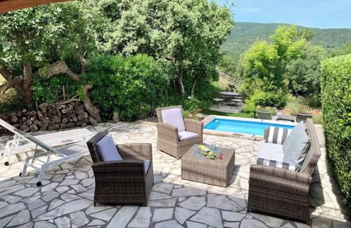 La Rouviere Casa | Quiet house in greenery, close to beaches