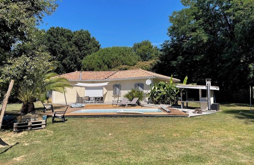 Queyrac Casa | Quiet house 15 km from the ocean with swimming pool