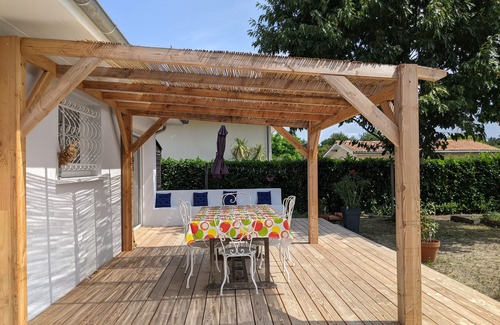 Martignas-Sur-Jalle Casa | Quiet house 20min from the lake, above-ground pool, 25mn from the ocean, 30mn from Bordeaux