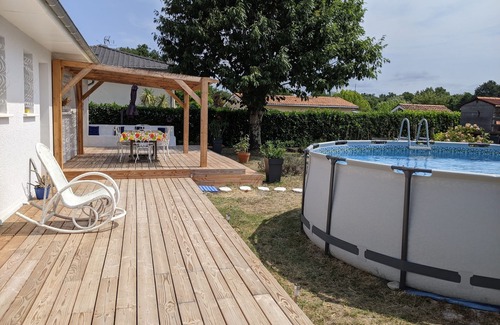 Martignas-Sur-Jalle Casa | Quiet house 20min from the lake, above-ground pool, 25mn from the ocean, 30mn from Bordeaux