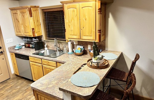 Mineola Casa | Quiet house in the country - 20 minutes from Canton and Lake Fork!