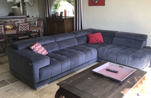 Altillac Casa | Casa tranquila con vistas