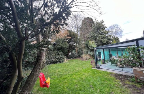 Rechklinghausen Sud Apartamento | Quiet house with conservatory and fireplace