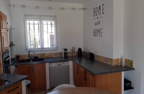 Aramon Casa | Casa tranquila con piscina cerca de AVIGNON y SAINT REMY DE PROVENCE