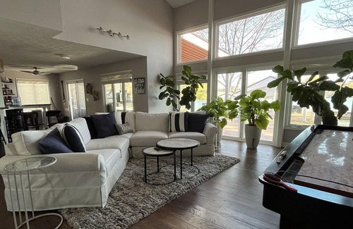 Jamestown Casa | Quiet Lake Retreat close to Dayton