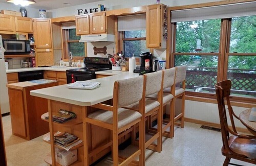 Fox Lake Casa | Tranquila casa frente al lago en 5 acres
