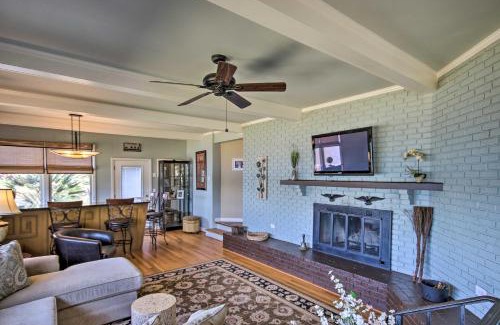 Chapin Casa | Quiet Lakefront Retreat with Boat Ramp and 2 Docks