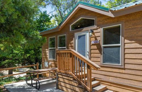 Kernville Casa | Quiet little pet friendly cabin