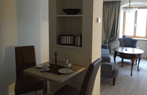 Nikolaivorstadt Apartamento | Vida tranquila en el corazón de Görlitz en un estilo elegante