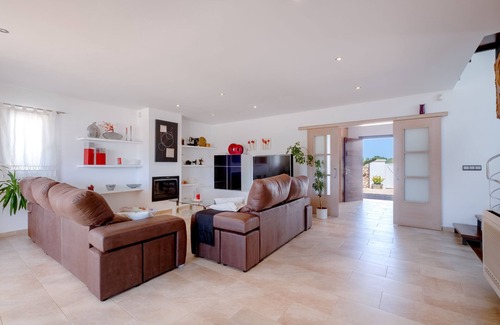 Ciudadela Chalet De Esquí | Casa tranquila con piscina – Casa Abatzer