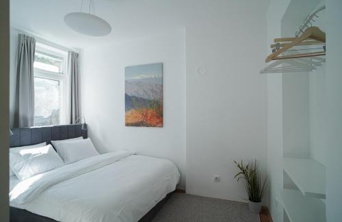 Dorcol Apartamento | Quiet Luxury Family Apt Belgrade Fortress Center