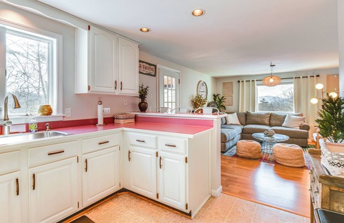 Fryeburg Casa | Quiet Mountain-View Home Near Conway & Hiking