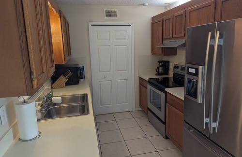 Port Saint Lucie Casa | Barrio tranquilo, a una corta distancia de lo mejor de Treasure Coast.
