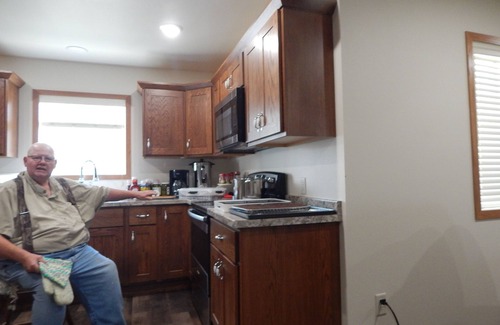 Oakes Casa | Quiet neighborhood. Walk to downtown. Easy Access. Clean and new.