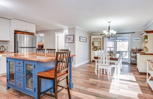 Locke Lake Colony Casa | Quiet New Hampshire Getaway w/ Game Room!