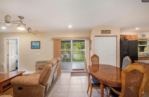 Mecosta Cabaña | Quiet oasis steps from the water with access to Canadian Lakes amenities!