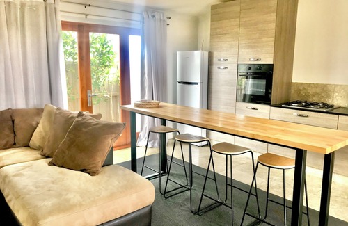 Kalbarri Casa | Quiet Oasis, Walk to the Beach and cafes. Stylish and Modern