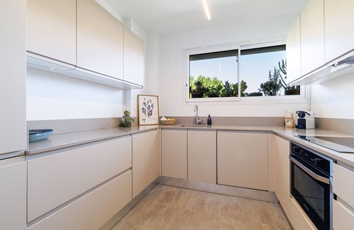 Cimiez Apartamento | Quiet & Open View - 1 Bdr Large Terrace