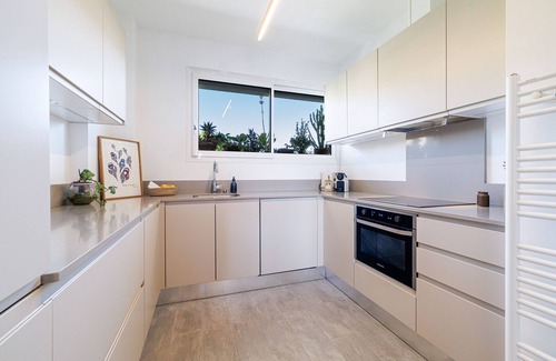 Cimiez Apartamento | Quiet & Open View - 1 Bdr Large Terrace
