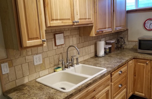 Coeur d'Alene Apartamento | Un lugar tranquilo, tranquilo y seguro para relajarse.