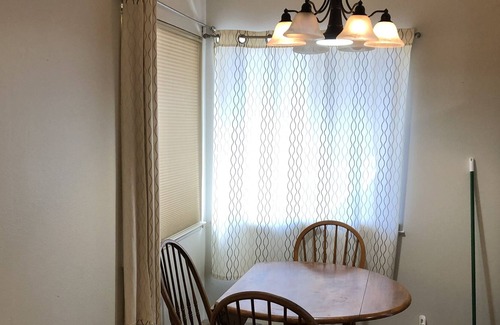 Weaverville Casa | Quiet, peaceful, central Weaverville home