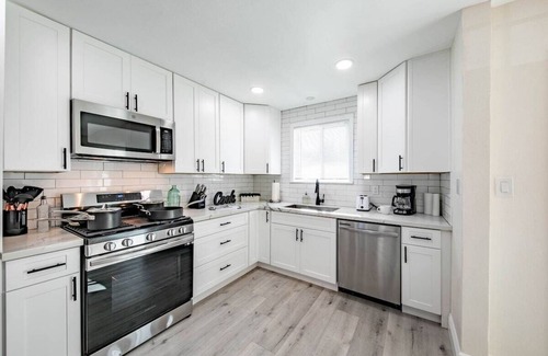 Rosemead Casa | Quiet home located 15 mins of Downtown LA